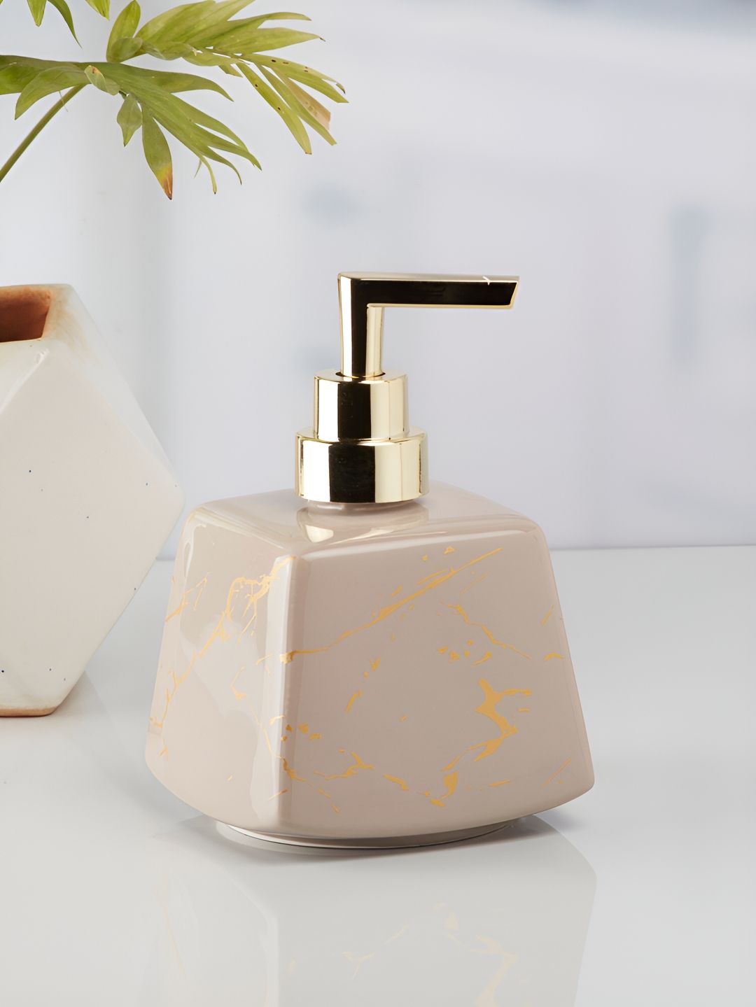 Kookee Grey Abstract Shaped Ceramic Soap Dispenser