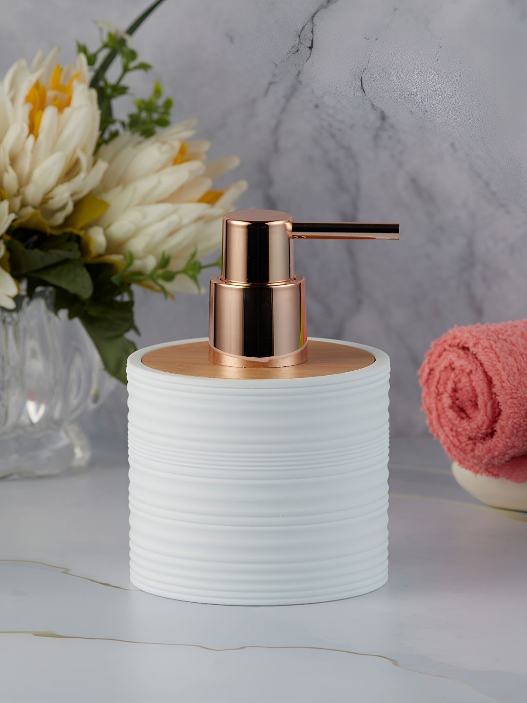 Kookee White Abstract Textured Soap Dispenser