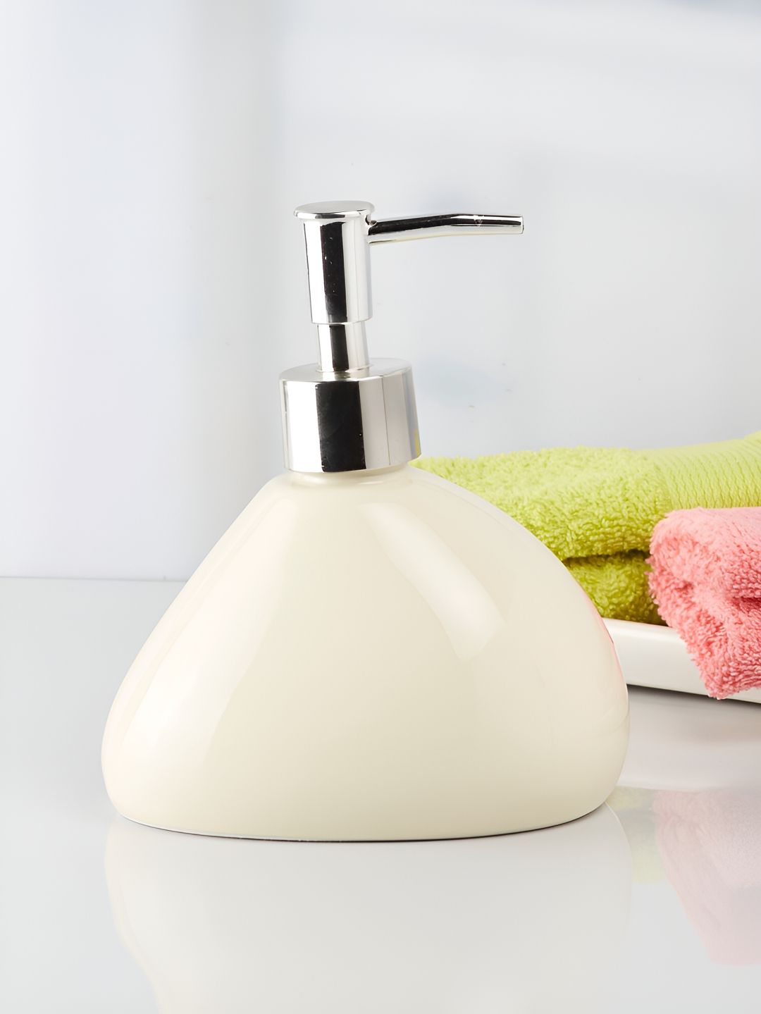Kookee Off White Solid Ceramic Soap Dispenser