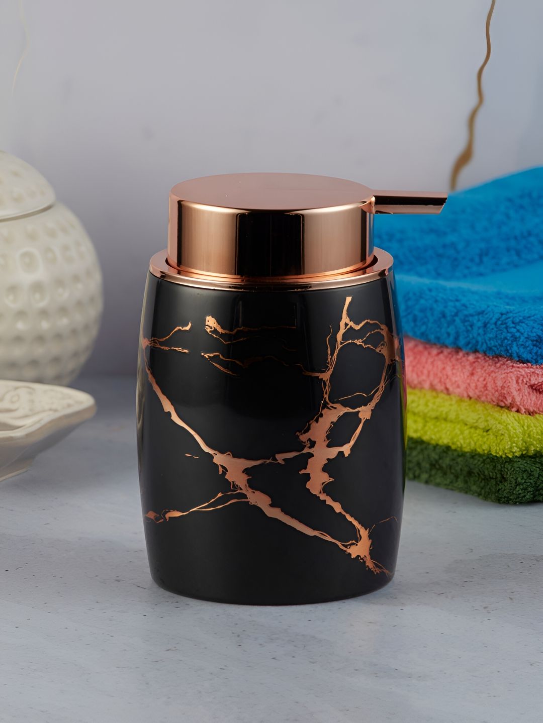 Kookee Black Abstract Printed Soap Dispenser