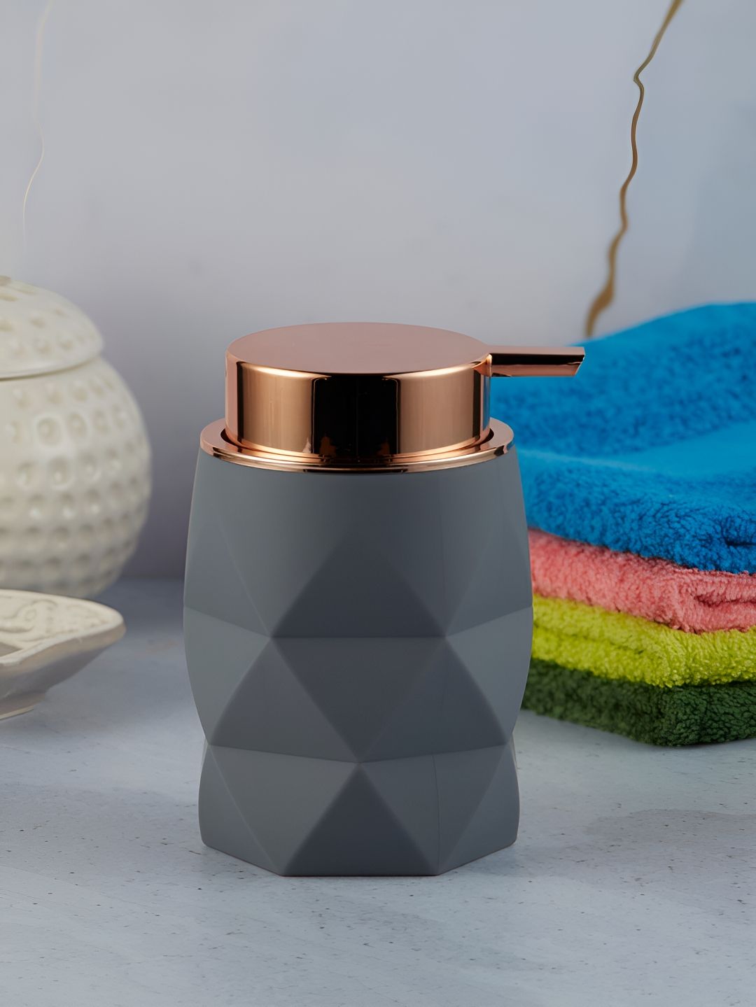 Kookee Grey Abstract Shaped Soap Dispenser