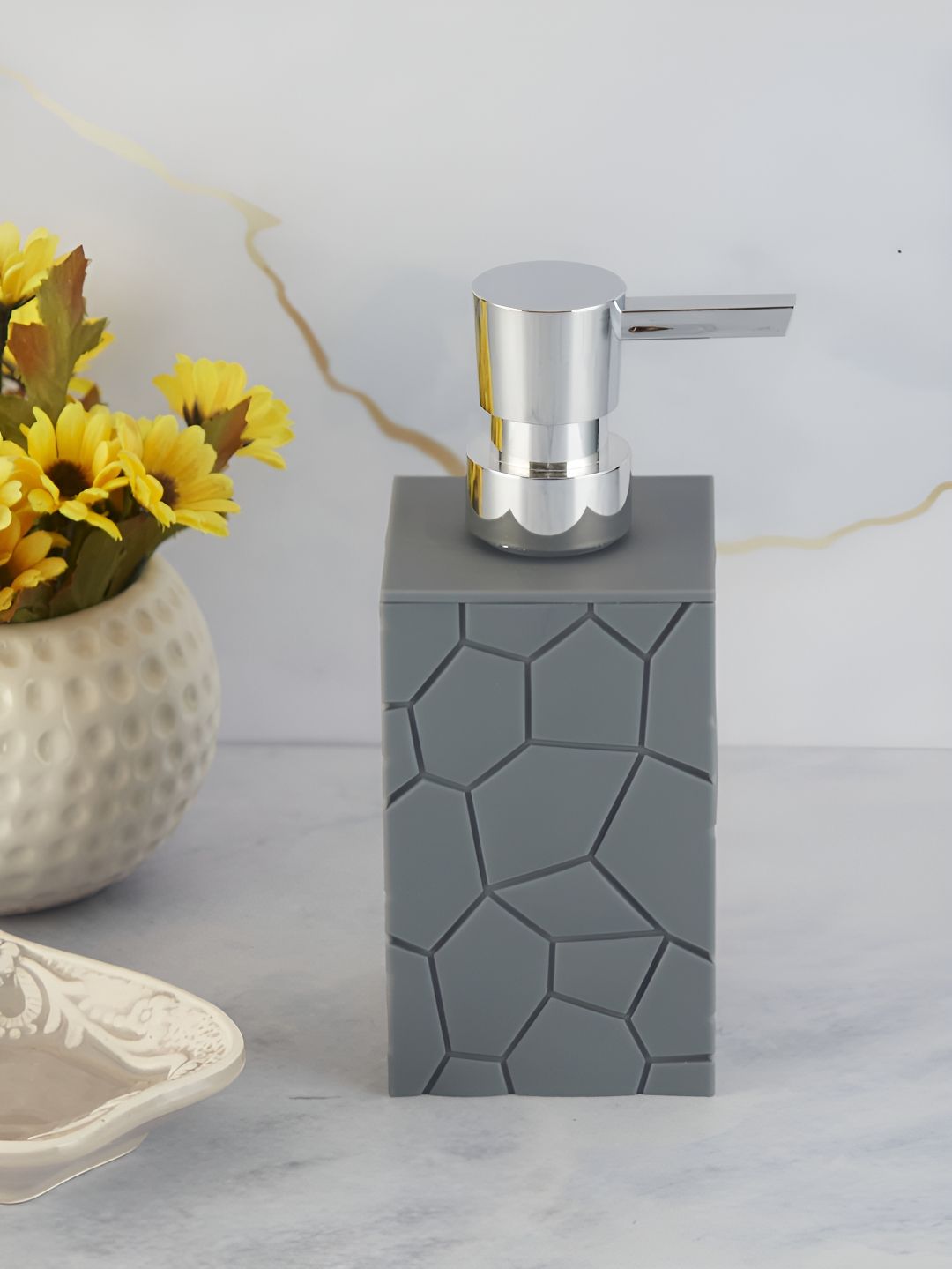Kookee Grey Geometric Soap Dispenser