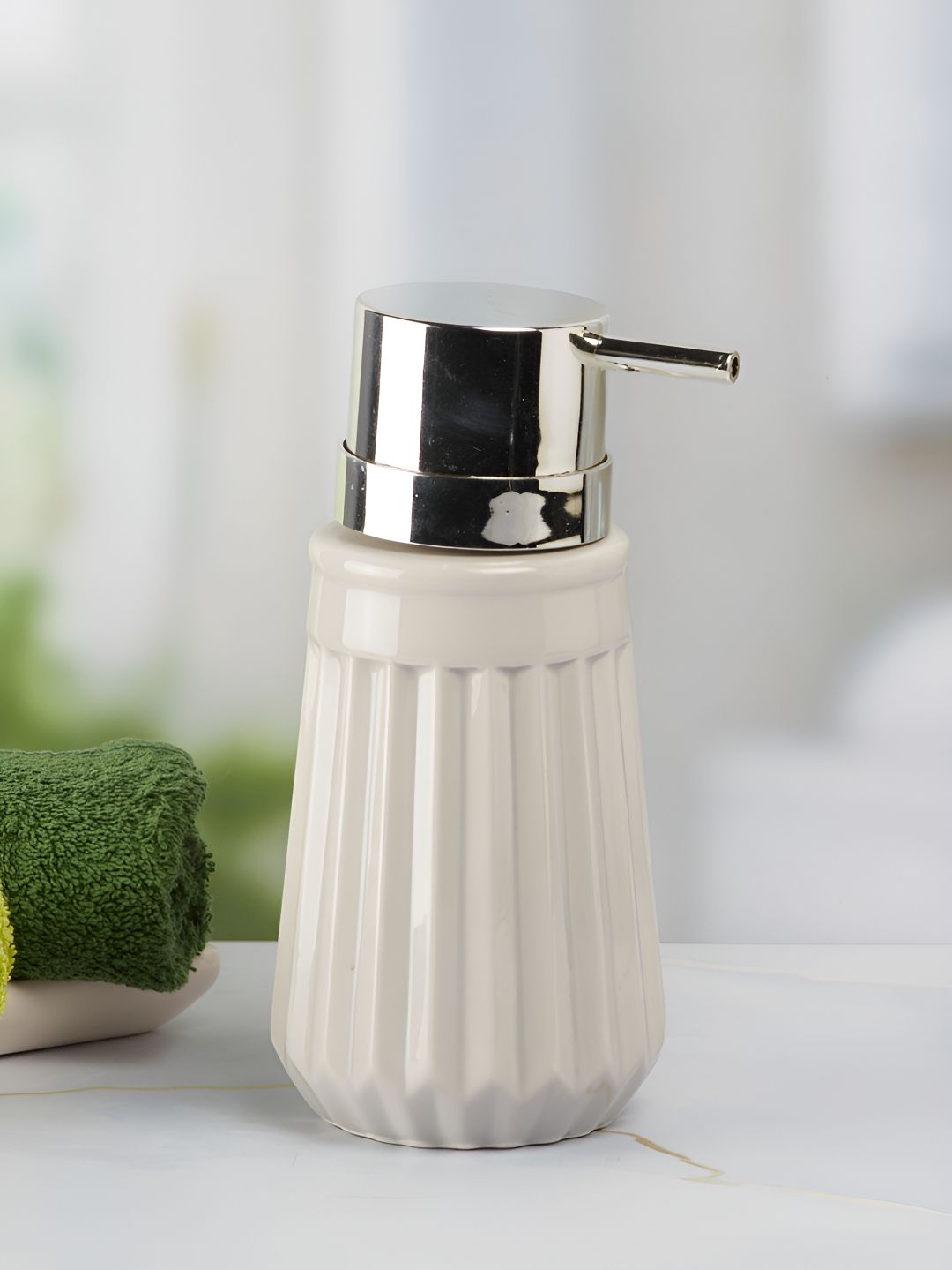 Kookee White Striped Ceramic Soap Dispenser