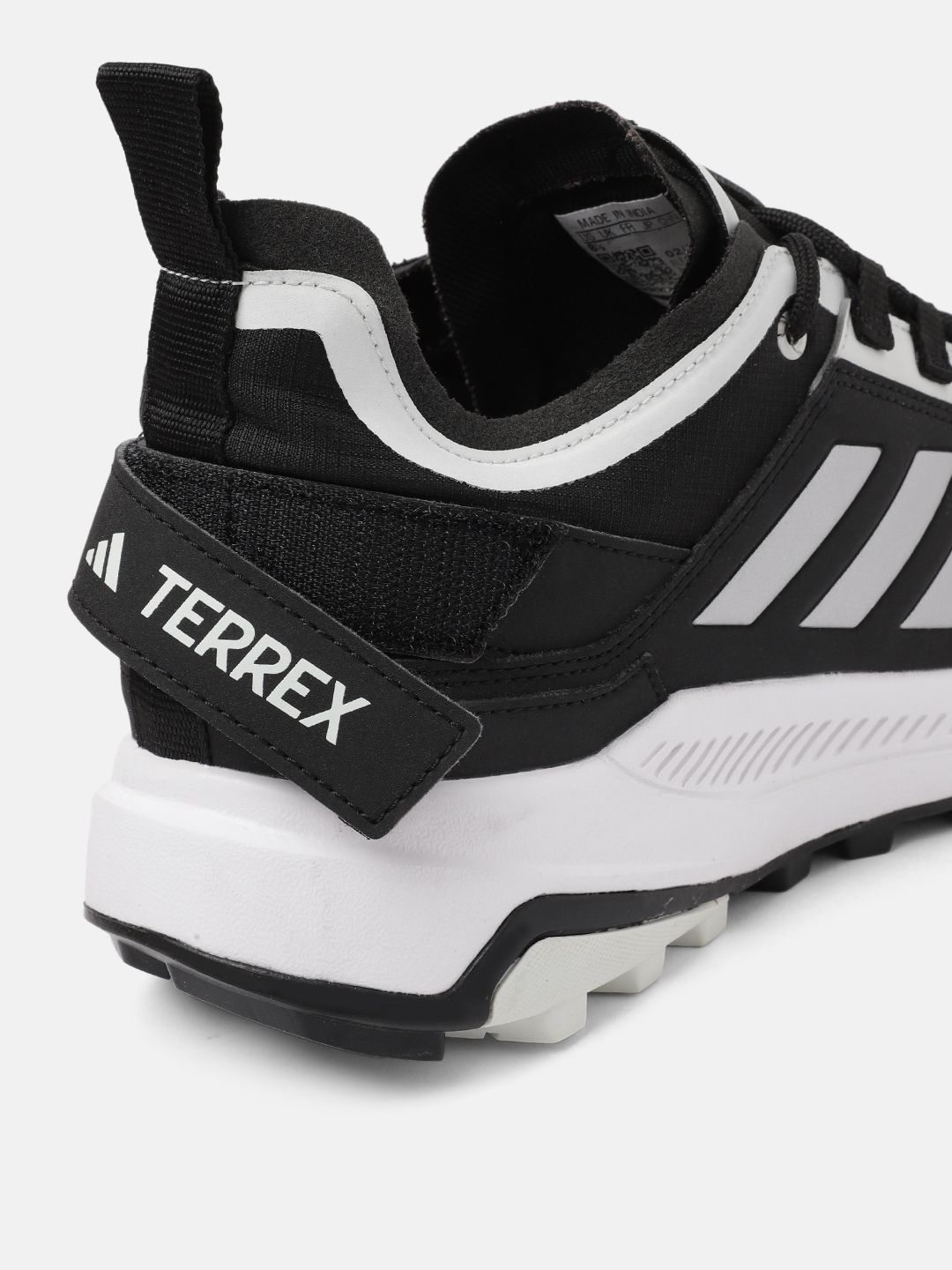 adidas men's trail rocker mid track and field shoe