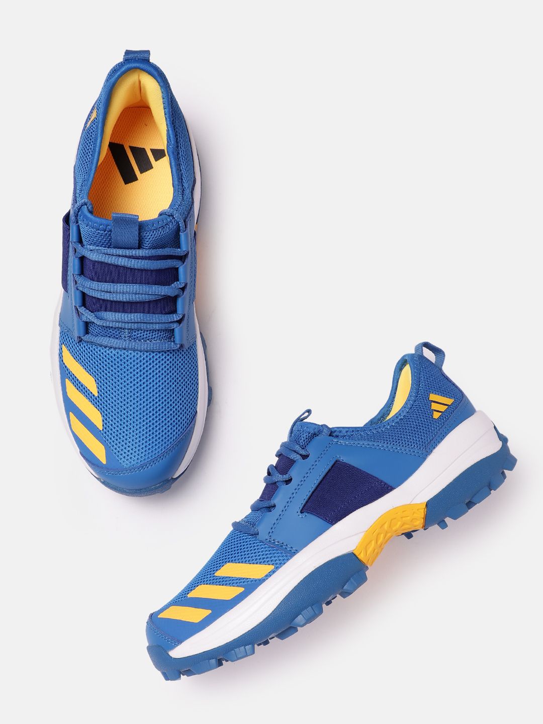 ADIDAS Men Woven Design Cricup 23 Cricket Shoes