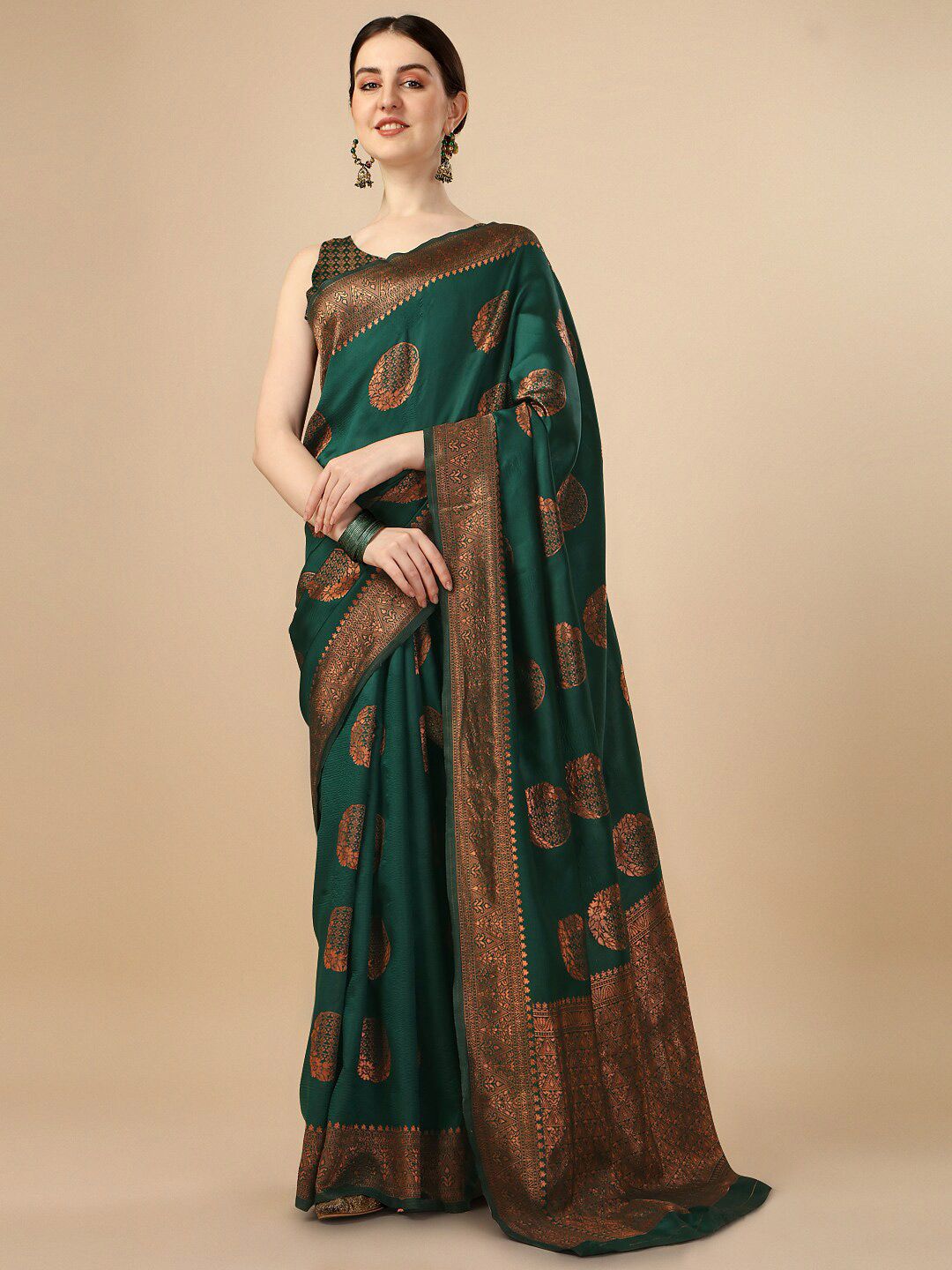 ISHA TRADE Green Woven Design Silk Blend Kanjeevaram Saree Price in India