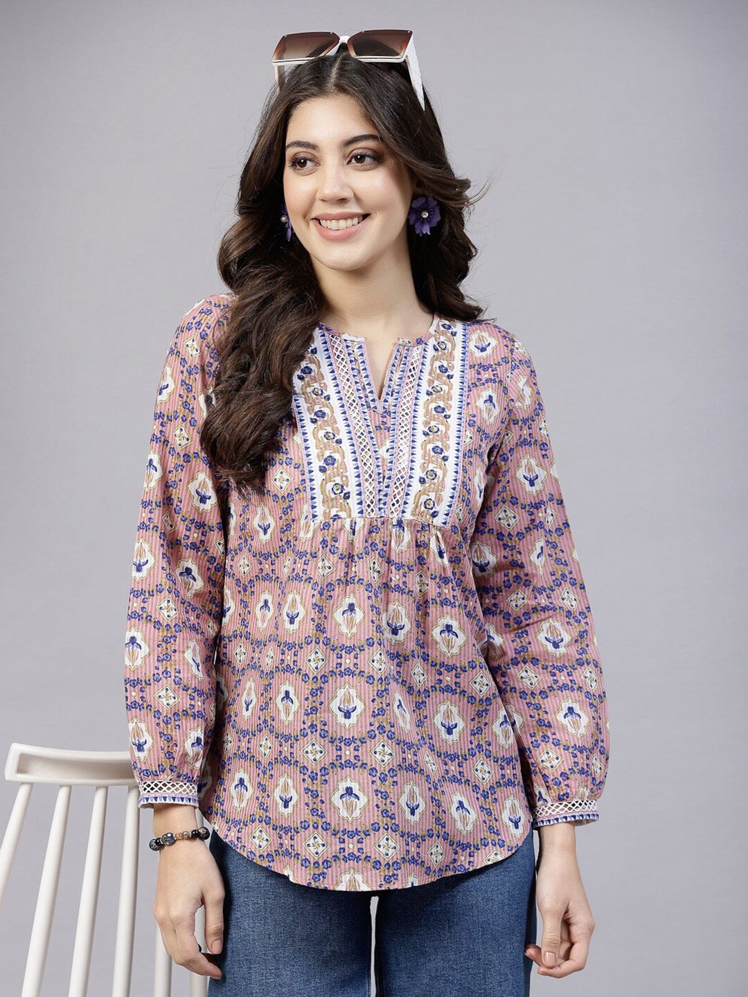 QOMN Pink Floral Cotton Top Price in India