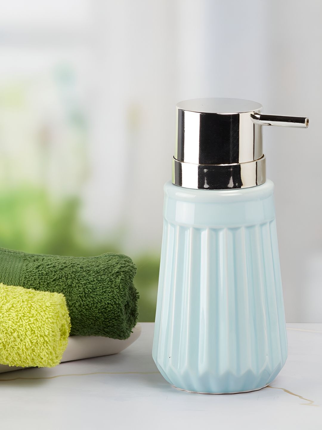Kookee Blue 2 Pieces Abstract Ceramic Soap Dispenser