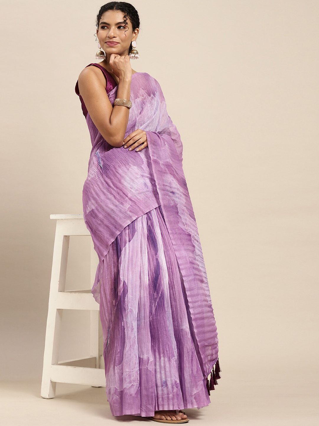 PATLIPALLU Lavender Tie and Dye Linen Blend Saree Price in India