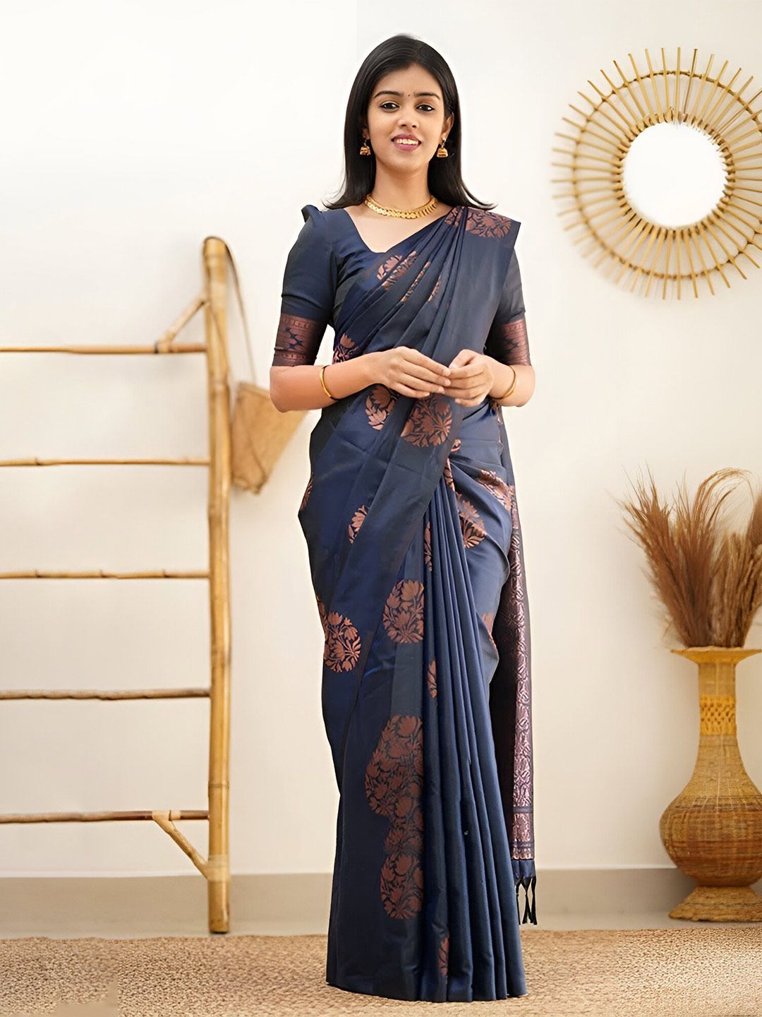 Sidhidata Embellished Zari Silk Blend Designer Banarasi Saree Price in India