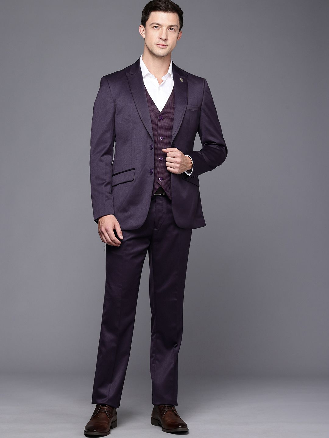 Raymond Raymond Single Breasted Contemporary Fit 3 Piece Formal Suits