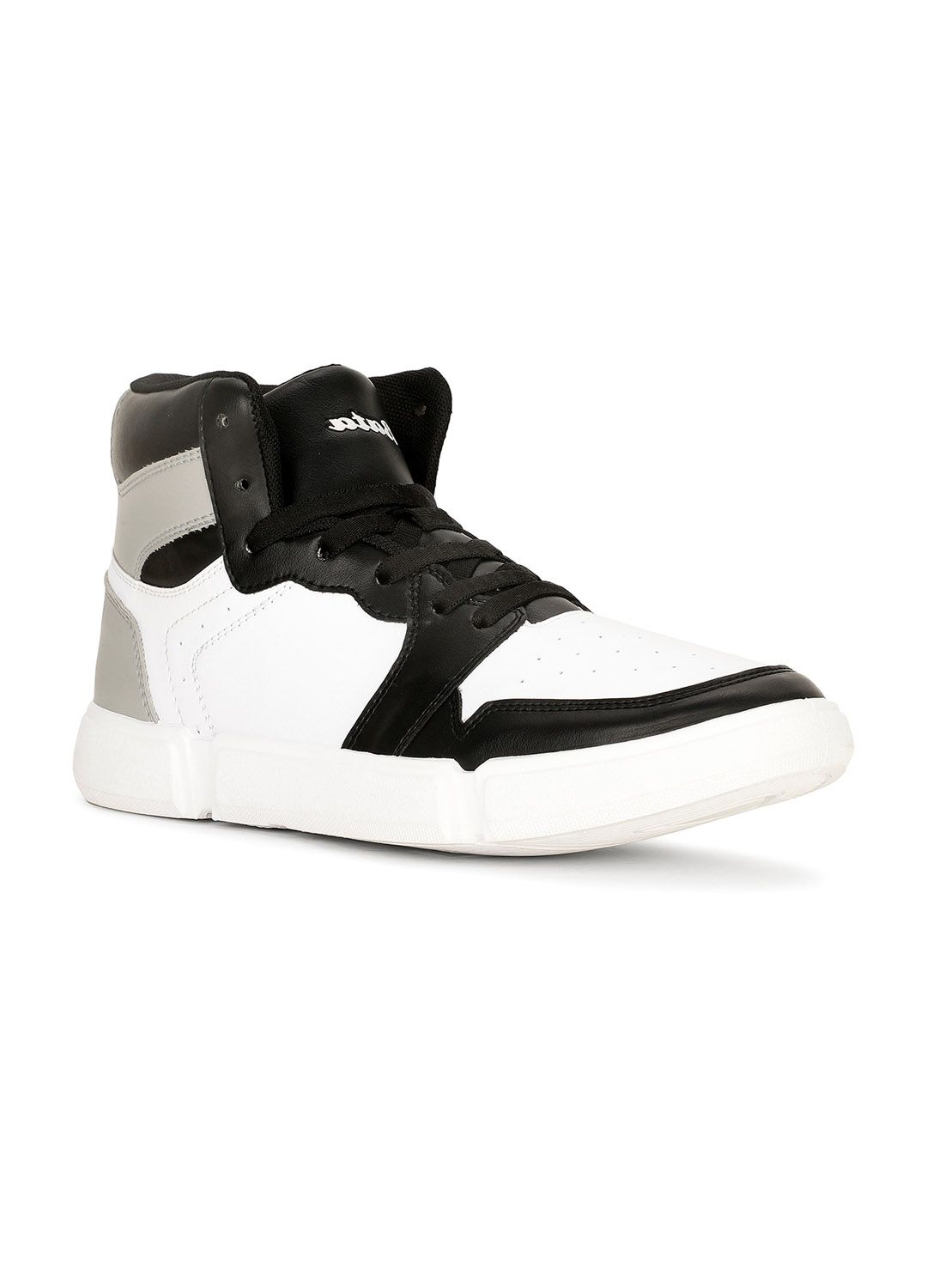 Bata Men Colourblocked Round Toe Sneakers