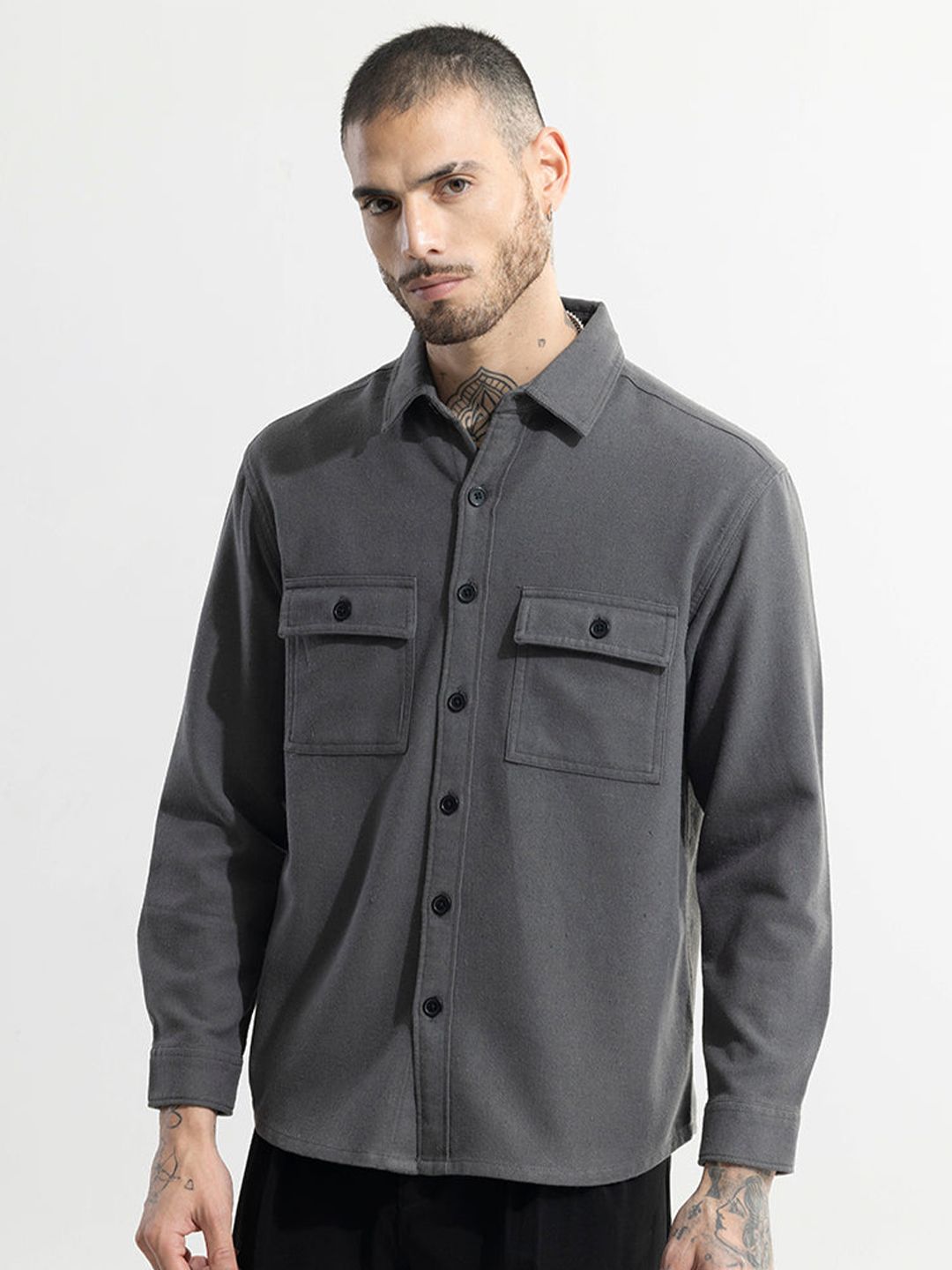 Snitch Spread Collar Classic Relaxed Fit Casual Shirt