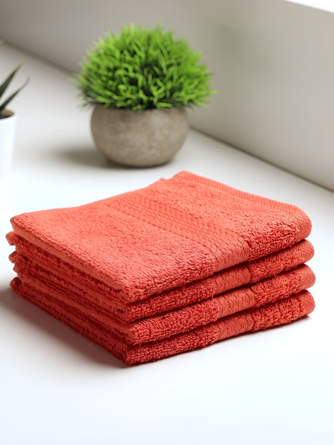 SPACES Red 4 Pieces 450 GSM Cotton Face Towels