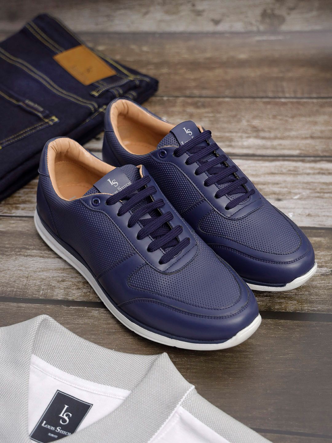 LOUIS STITCH Men Diamond Textured Embossed Casual Sneakers