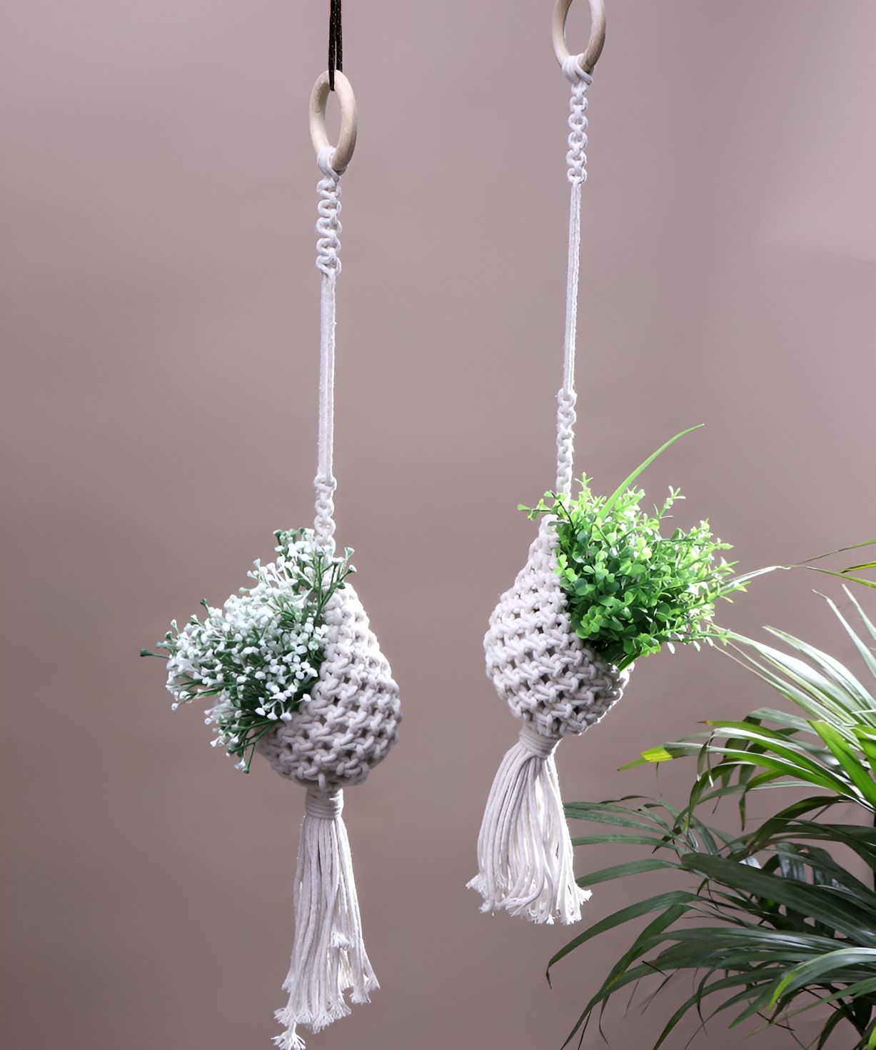 Akaar White 2 Pieces Nest Planters