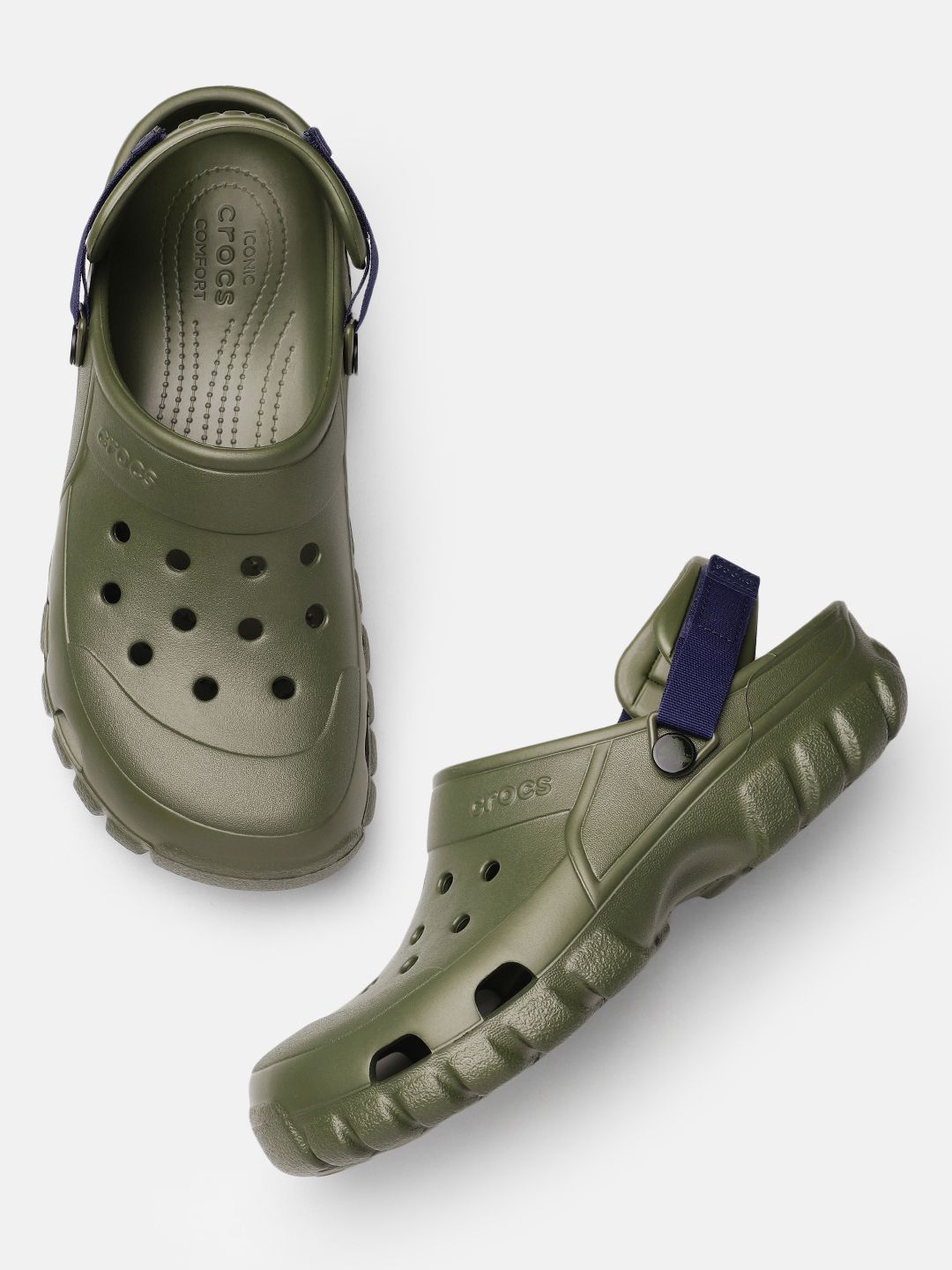 Crocs Unisex Solid Croslite Clogs With Laser Cut Detail