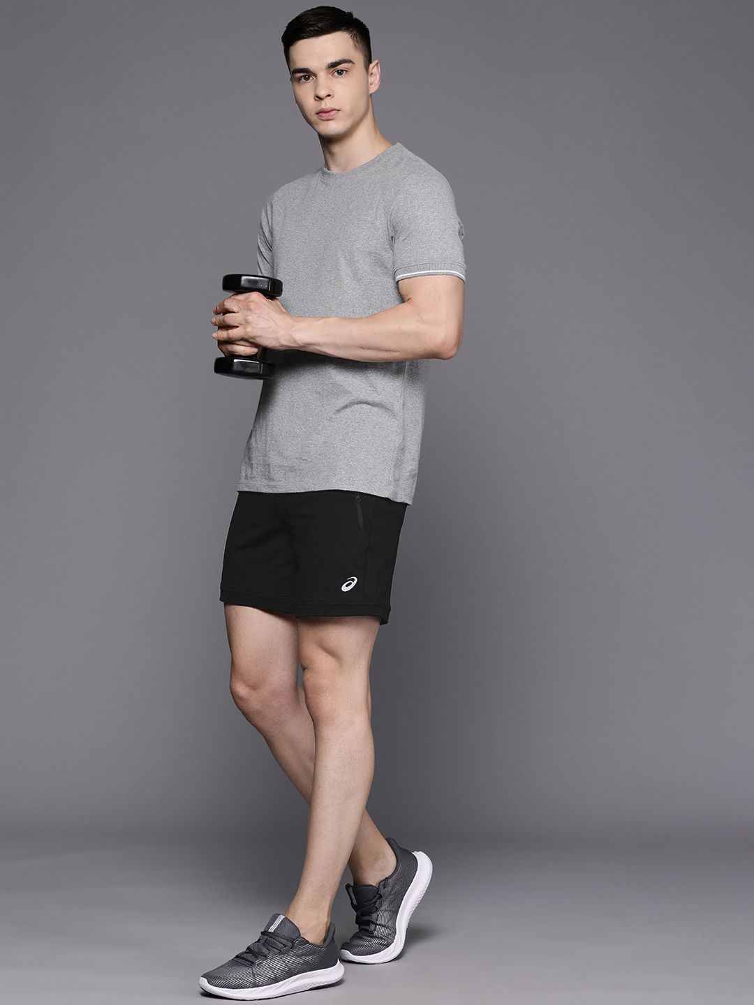 Buy ASICS Men Bonded Zip 7Inch Training Shorts - Shorts for Men