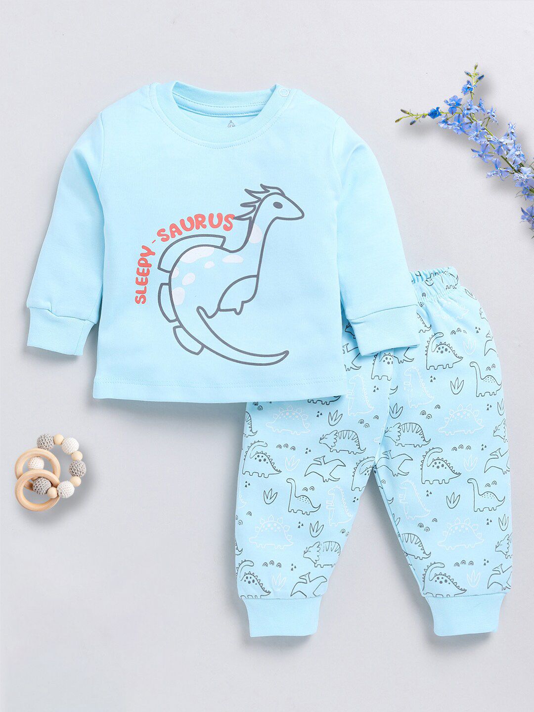 Moms Love Infant Boys Printed Organic Cotton T-shirt with Trouser