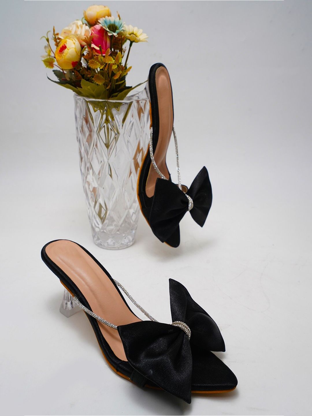 Try Me Embellished Bow Detail Suede Slim Heels