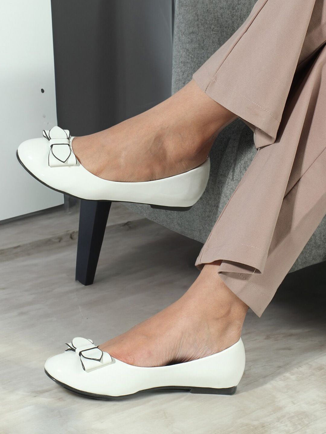 ELLE Round Toe Slip-On Ballerinas with Bows