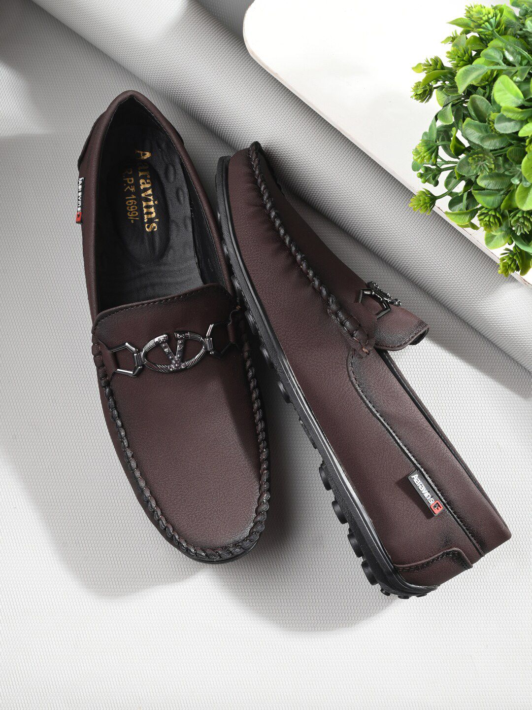 AARAVIN'S Men Round Toe Loafers