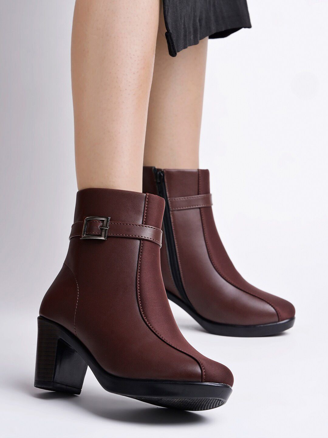 Shoetopia Shoetopia Women Buckle Detail Block Heeled Boots