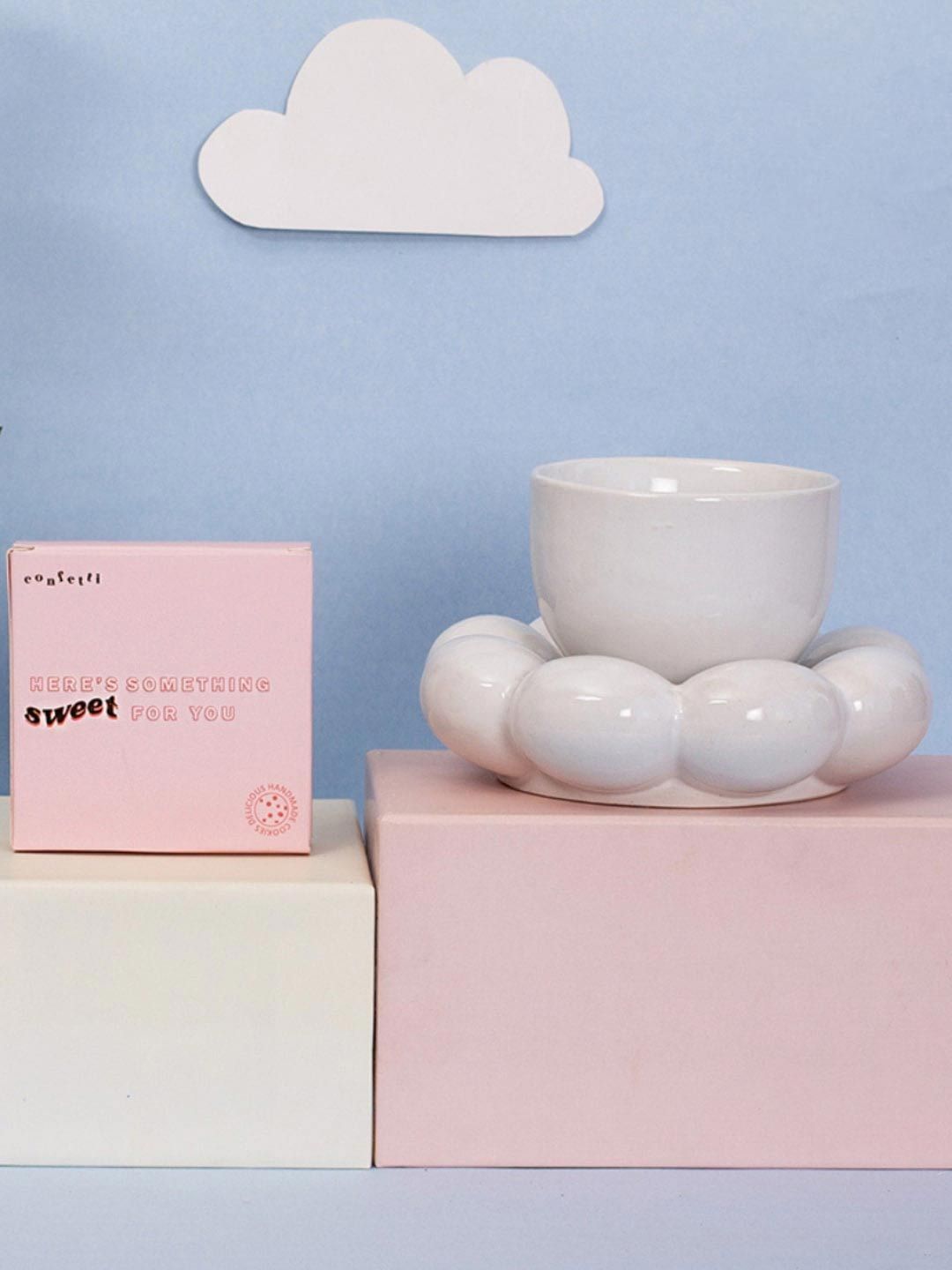 Confetti Gifts Valentine Gift Pack of 2 Items