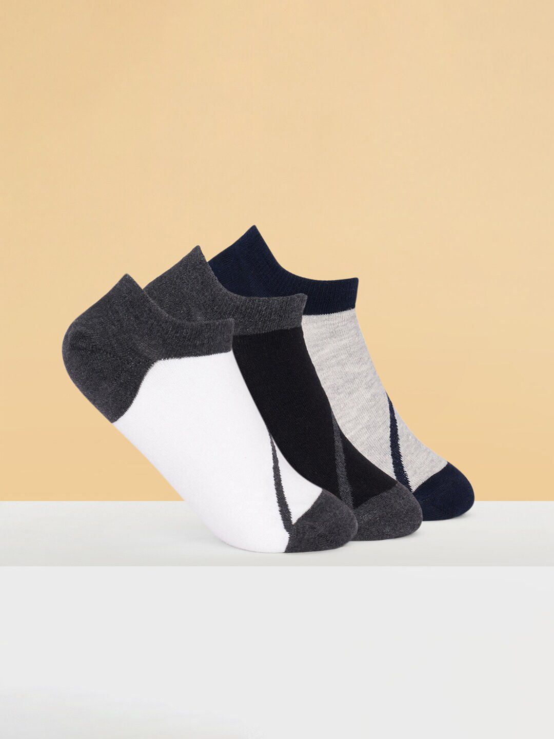 Ajile by Pantaloons Men Pack Of 3 Colourblocked Ankle Length Socks
