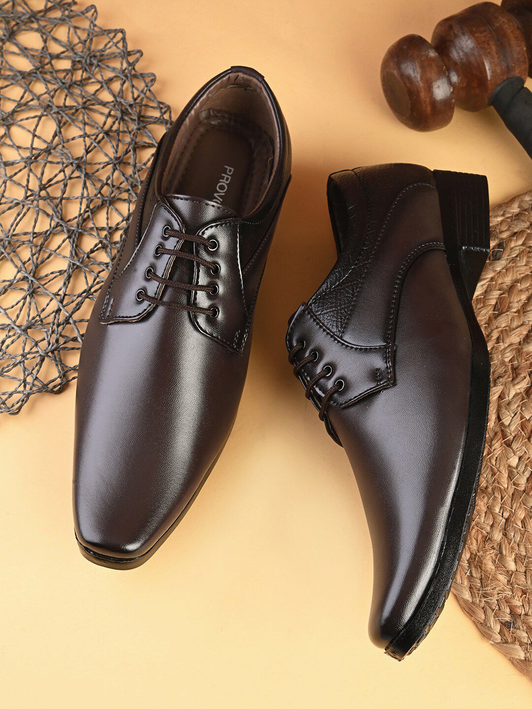 Provogue Men Textured Formal Derbys