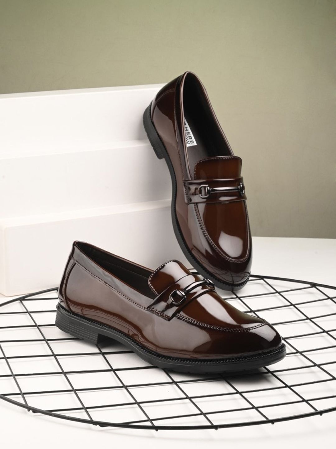 HERE&NOW Men Buckel Detailed Formal Loafers