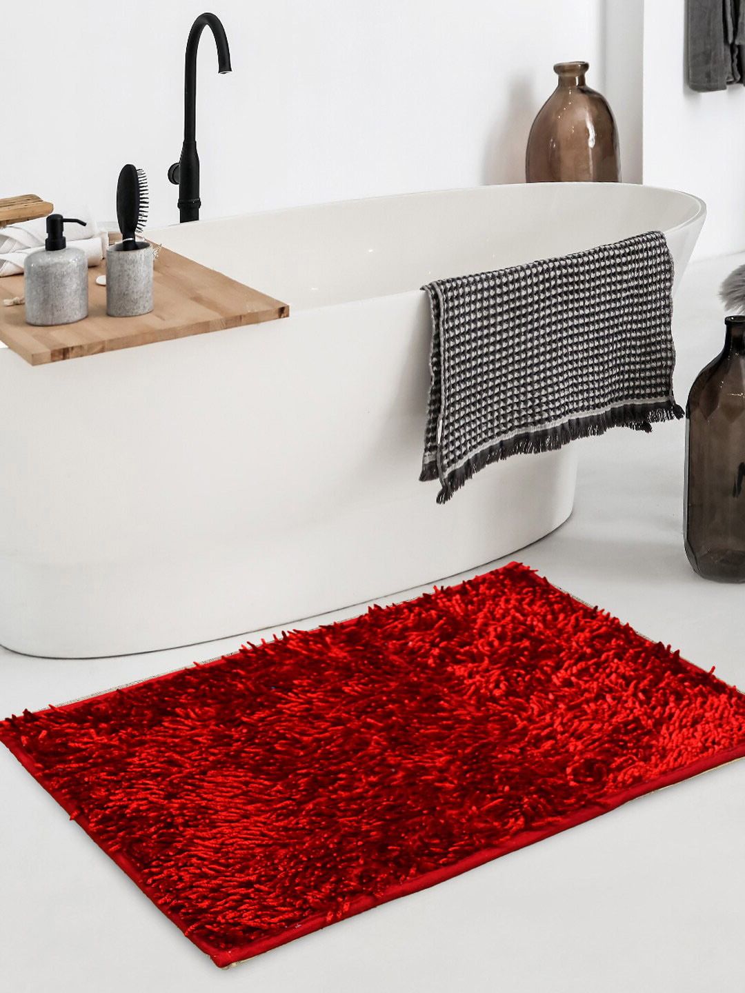 Cortina Red Patterned 120 GSM Anti-Skid Water Absorbent Rectangular Bath Rugs