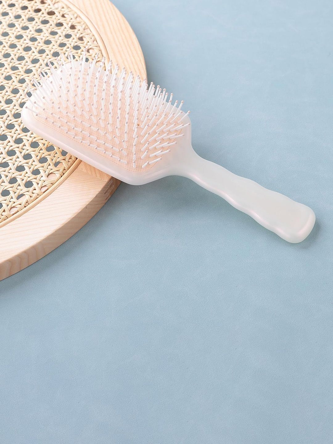 Yellow Chimes Paddle Detangler Hair Brush with Flexible Bristles - Peach