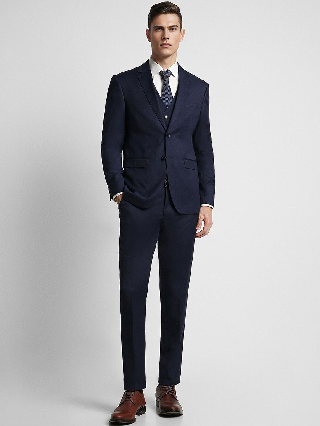 Peter England Elite Peter England Elite Slim-Fit Single-Breasted Three-Piece Formal Suit