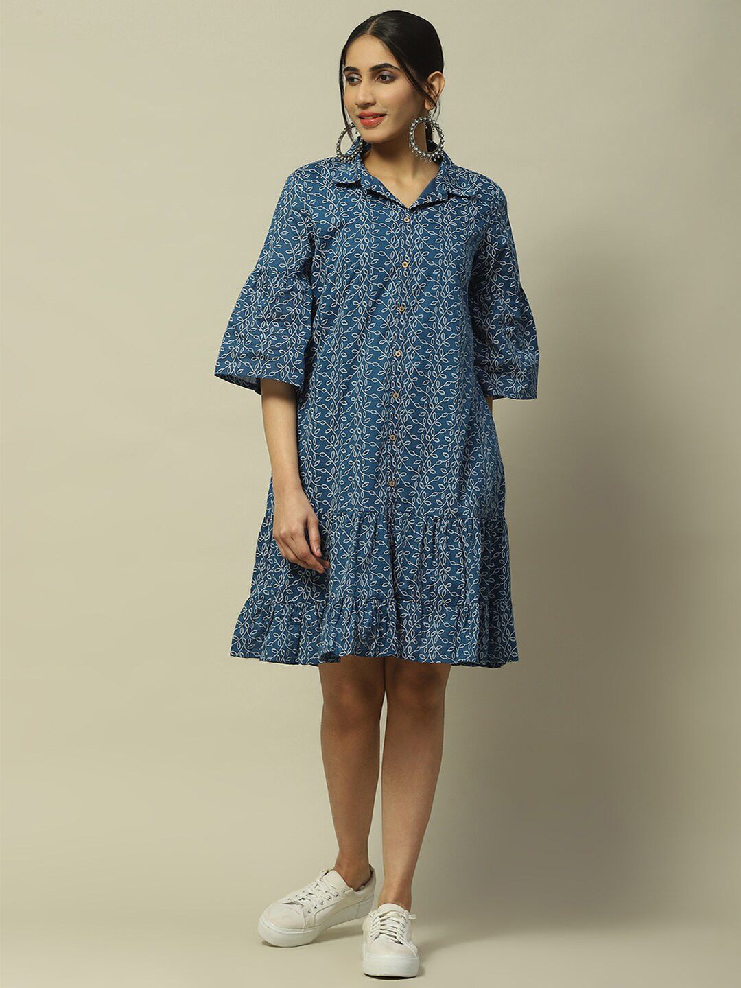 Rangriti Floral Print Bell Sleeve Shirt Dress Price in India