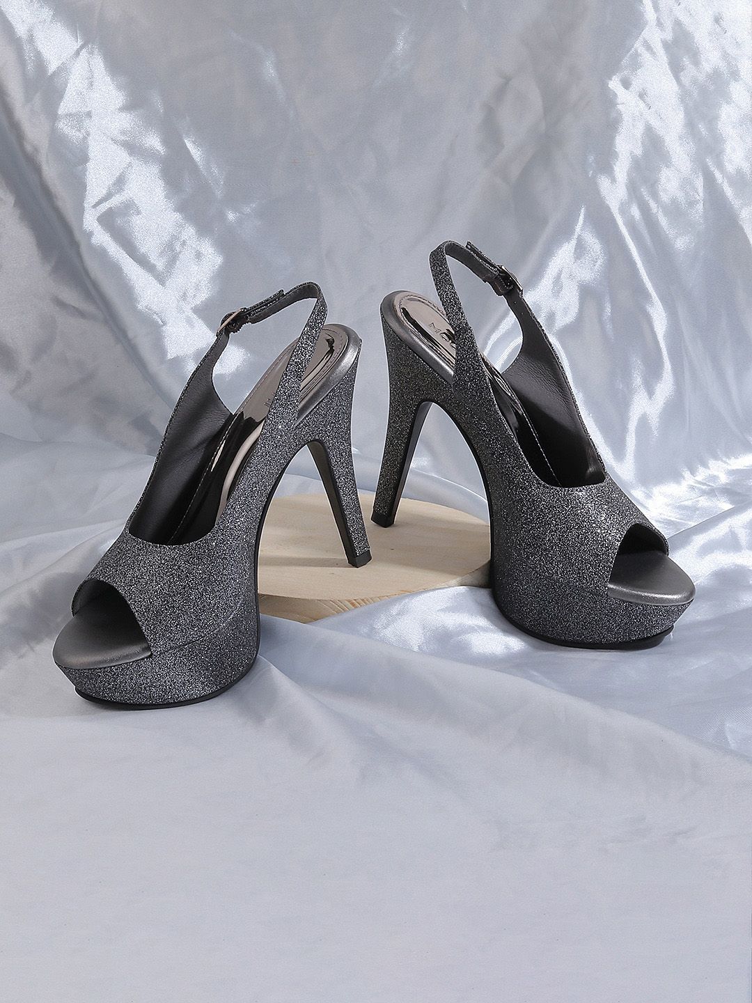 Mochi Textured Stiletto Peep Toes