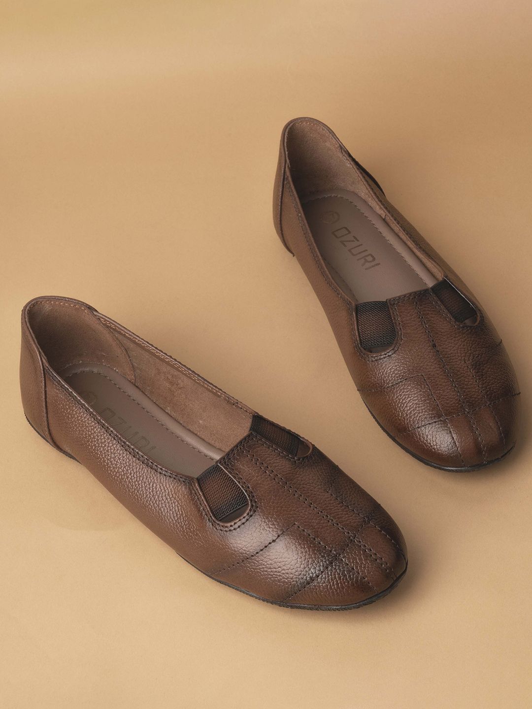 Ozuri Textured Leather Ballerinas