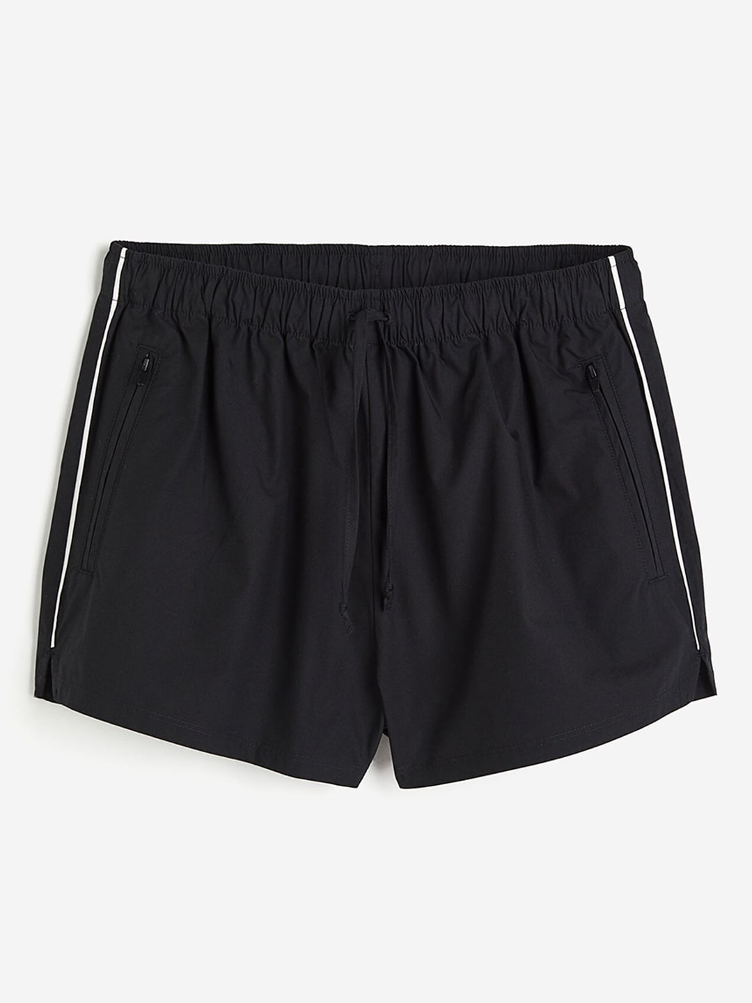 H&M Women Piping-Detail Pull-On Shorts Price in India