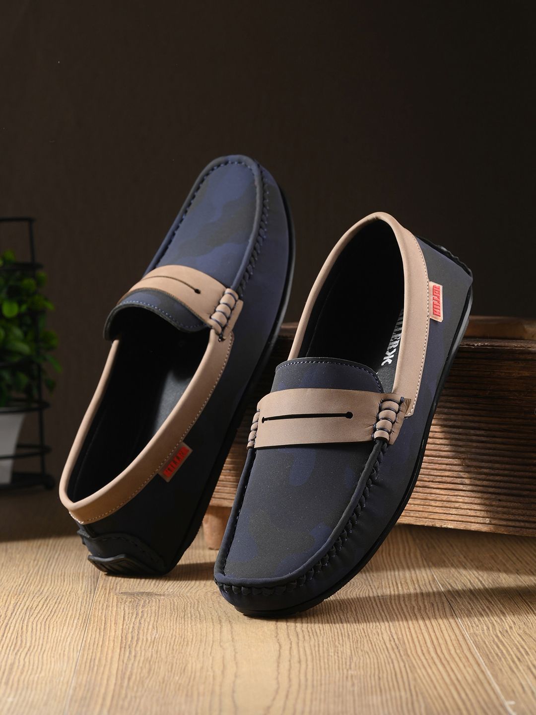 Killer Men Colourblocked Lightweight Penny Loafers