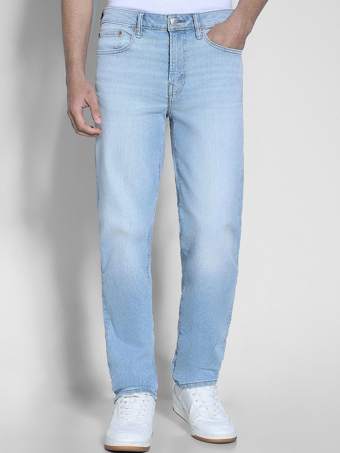 AMERICAN EAGLE OUTFITTERS Men AirFlex+ Athletic Straight Fit Light Fade Stretchable Jeans