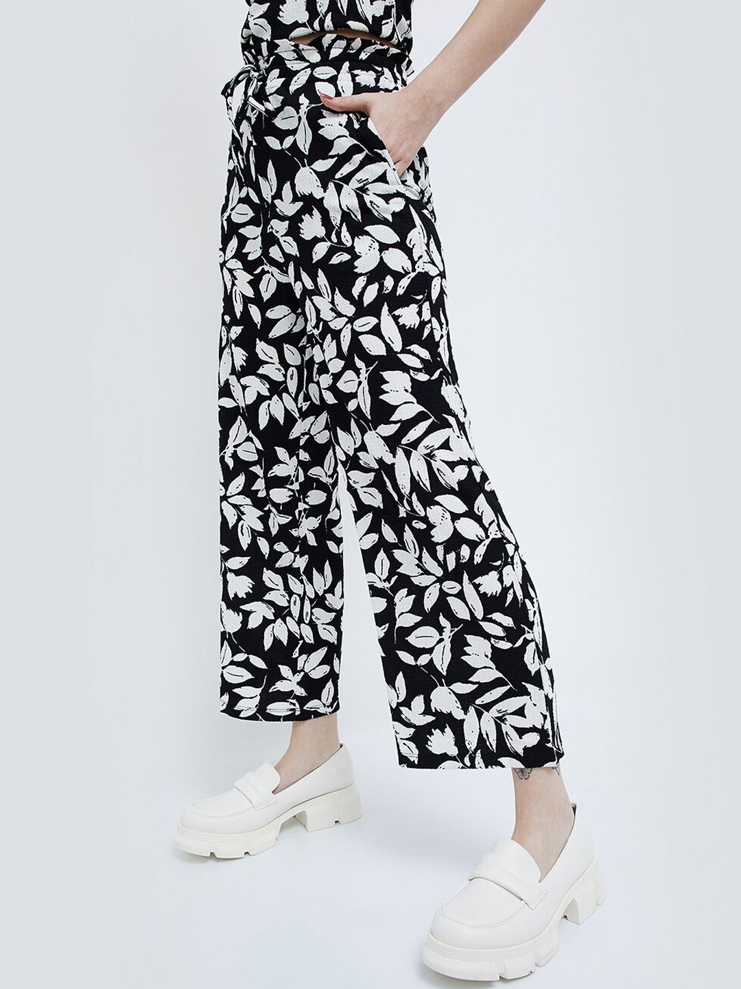 Ginger by Lifestyle Women Floral Printed Mid-Rise Knitted Trouser Price in India