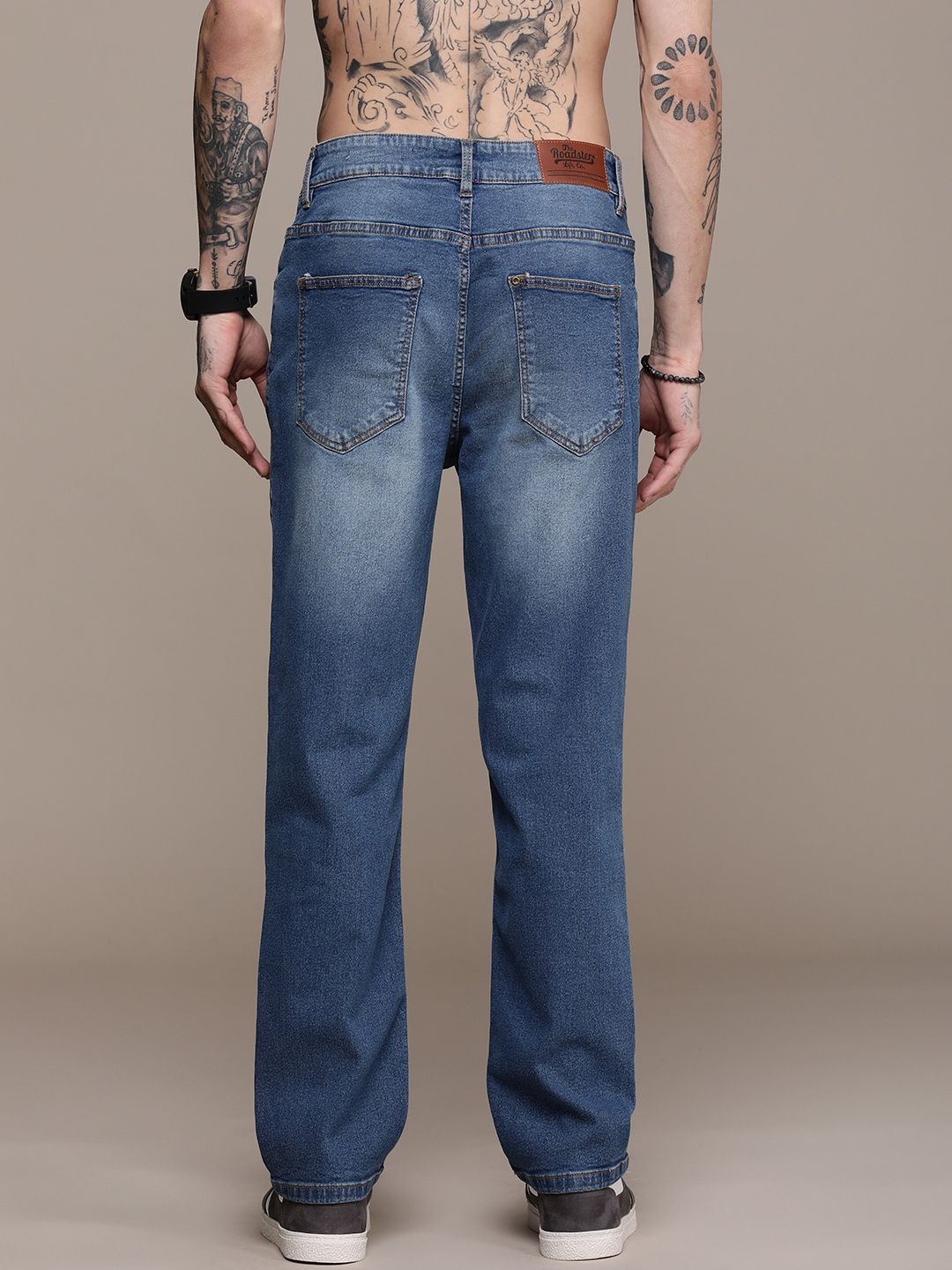 Buy Roadster Men Straight Fit Light Fade Jeans - Jeans for Men