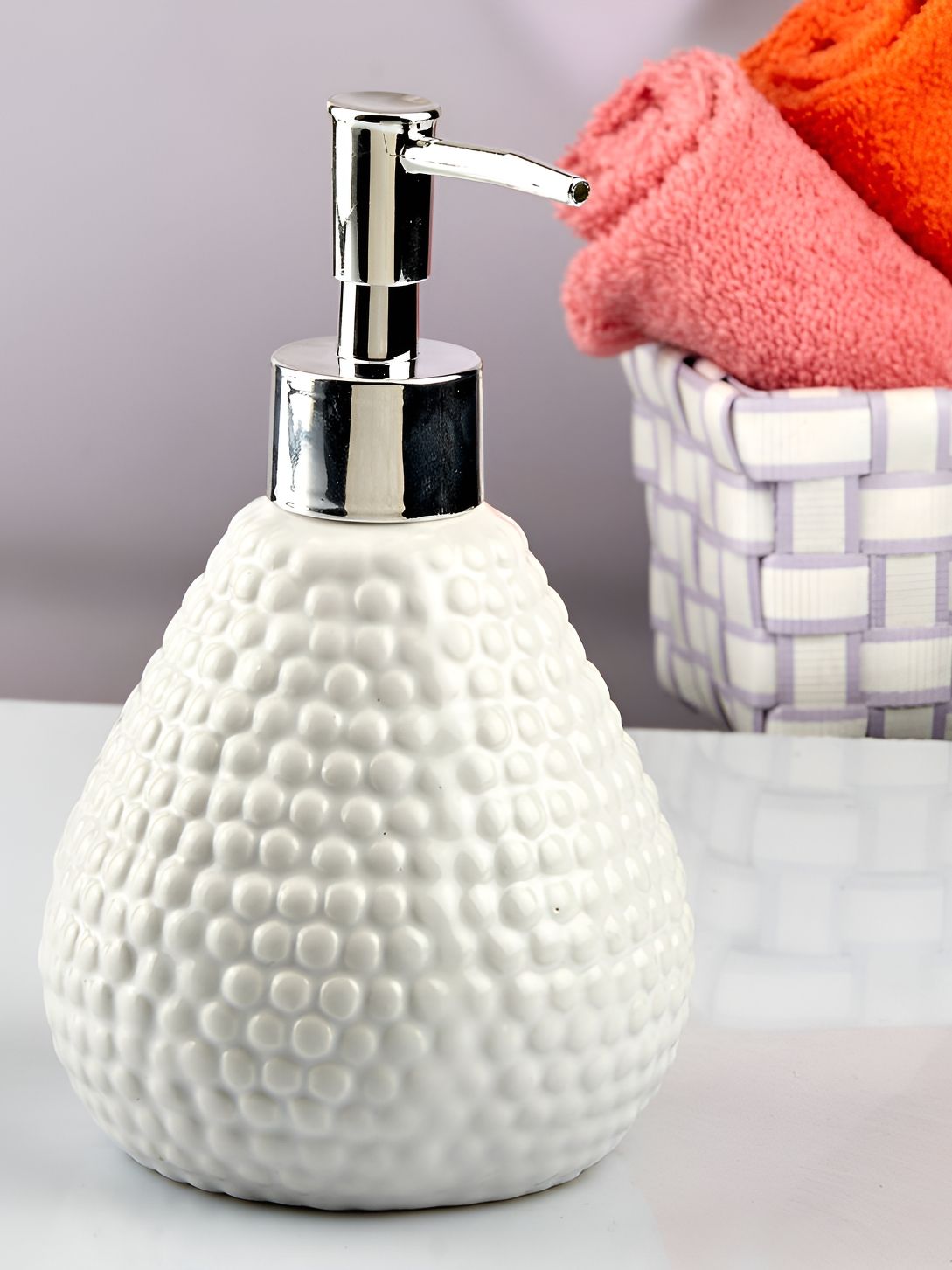 Kookee White & Silver Toned Abstract Ceramic Soap Dispenser 400 ml