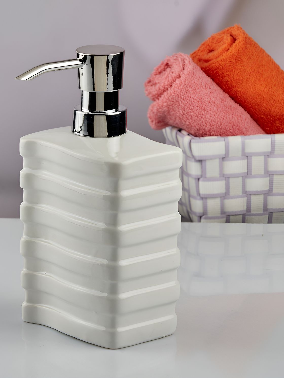 Kookee White Abstract Ceramic Glossy Soap Dispenser 350 ml