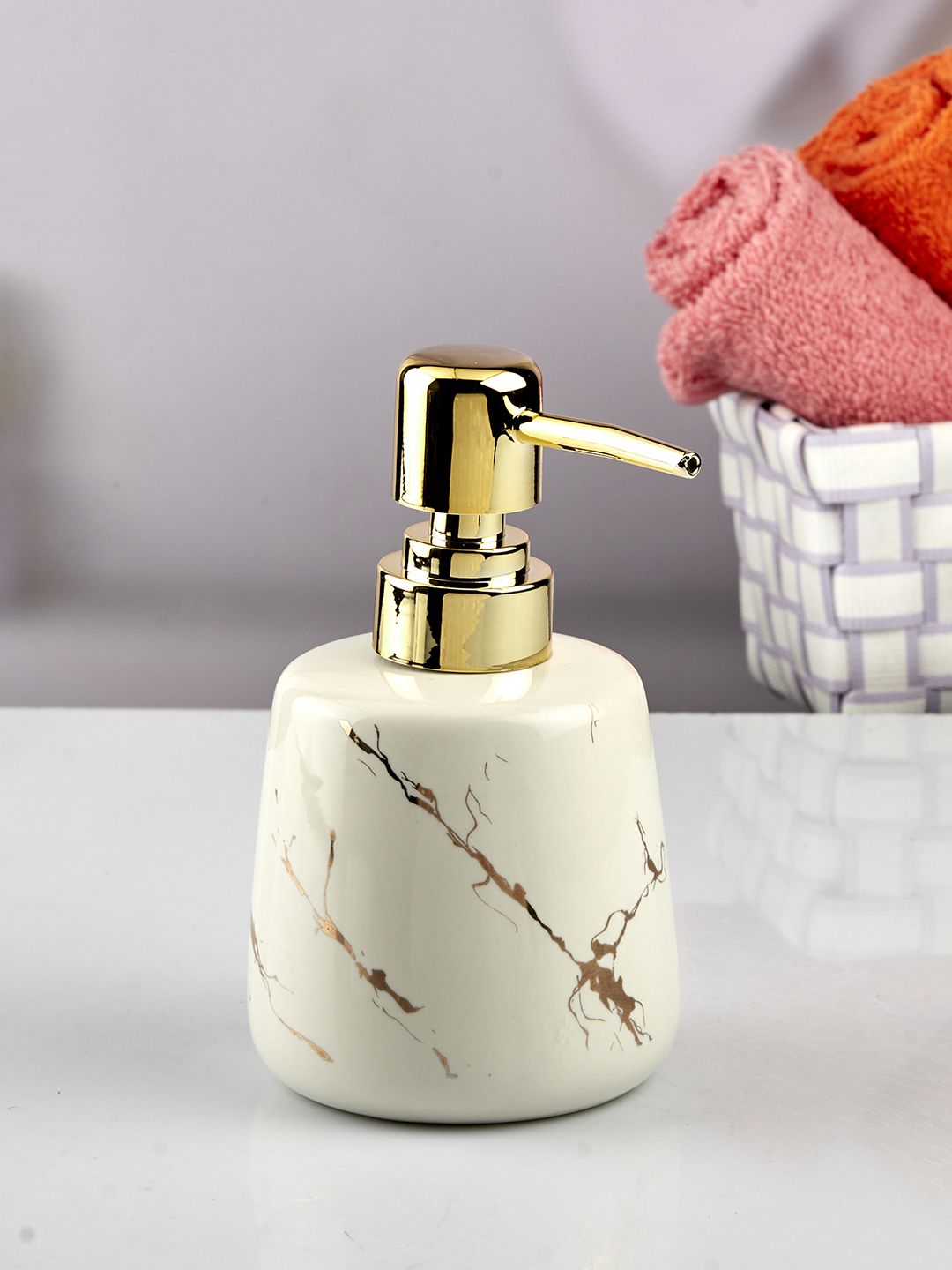 Kookee White & Gold Toned Abstract Printed Glossy Finished Ceramic Soap Dispenser 250 ml