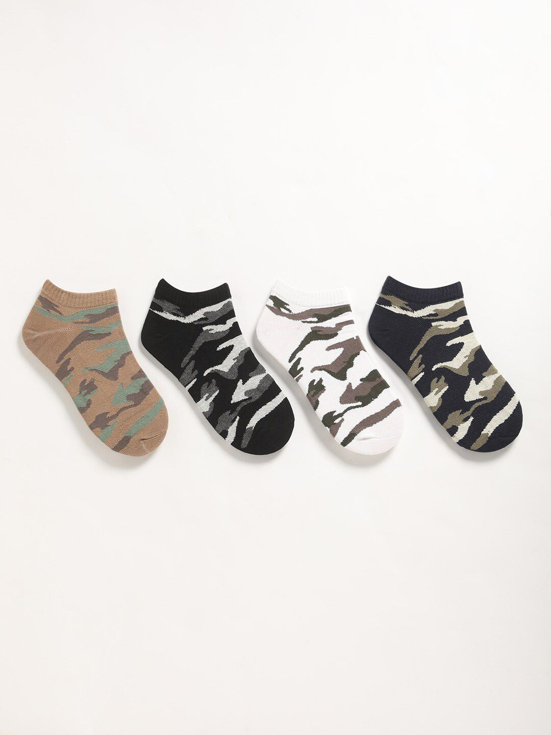 THE BEAR HOUSE Men Pack Of 4 Assorted Patterned Ankle Length Socks