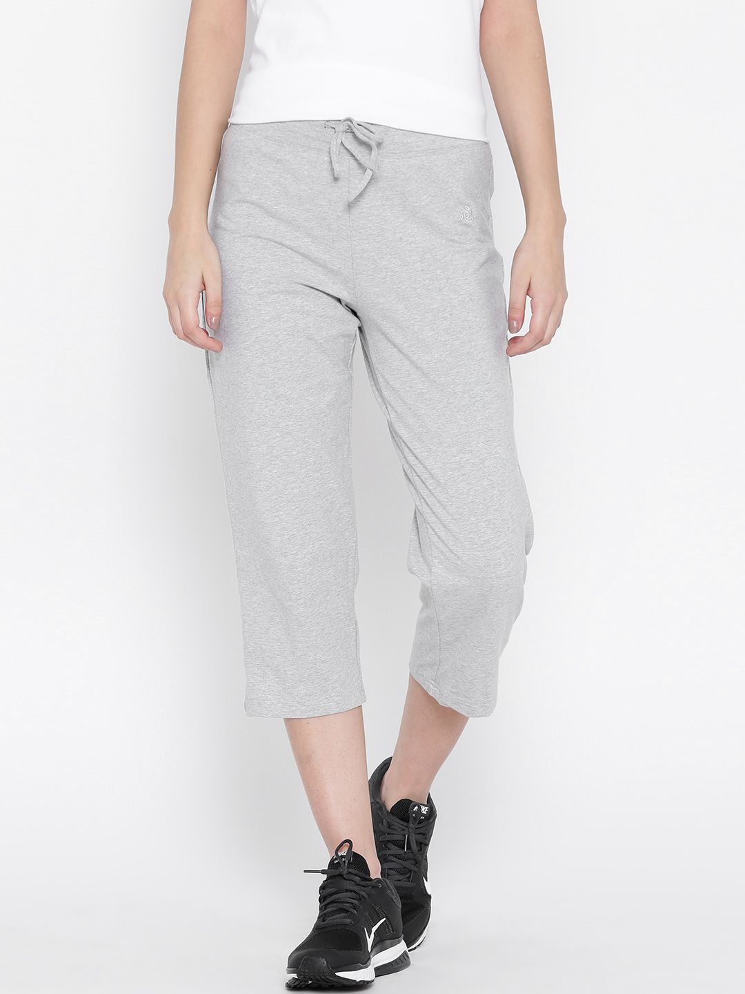 Jockey Women Grey Melange Knit Capris 1300