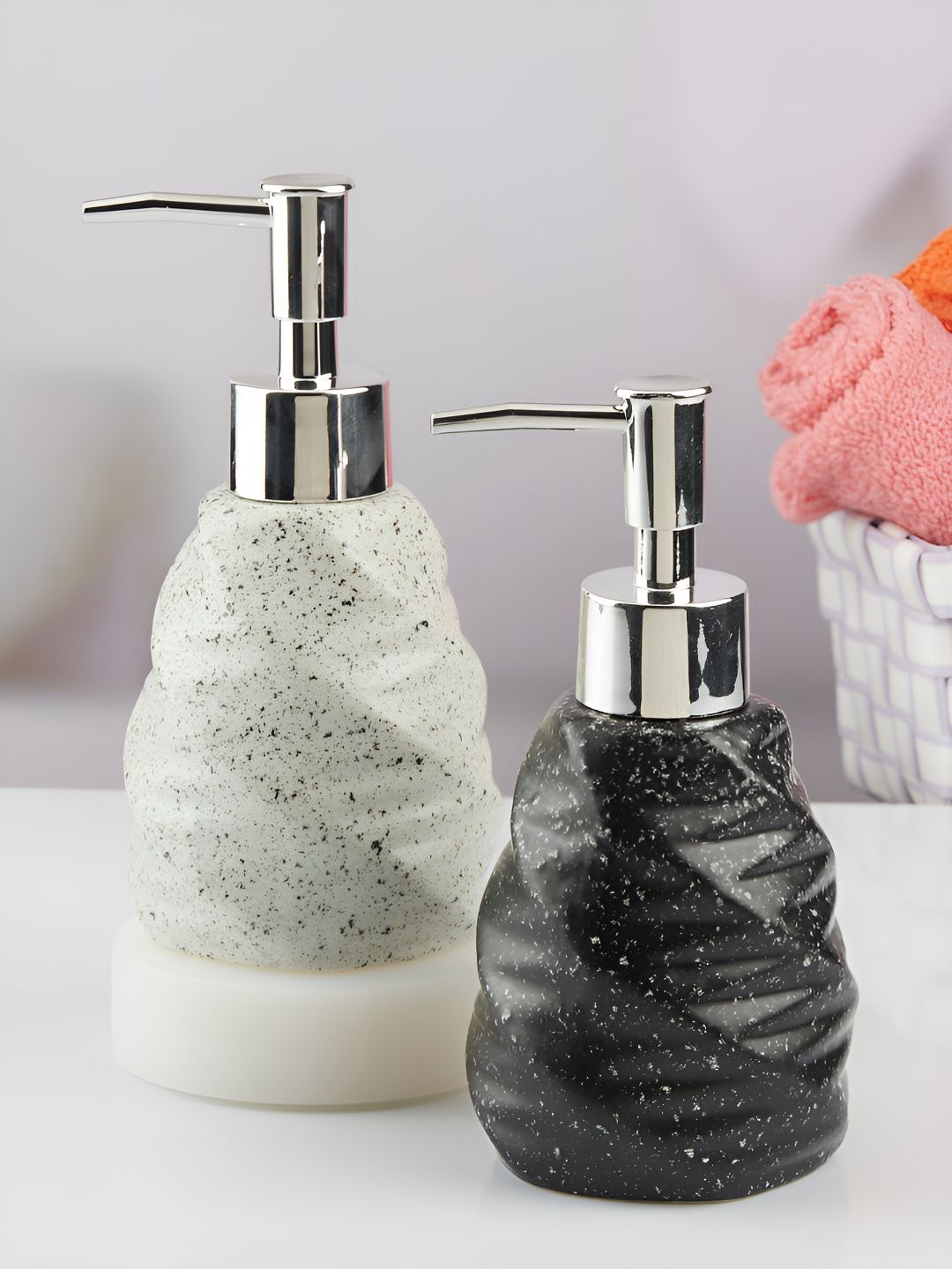 Kookee White & Black 2 Pieces Printed Ceramic Soap Dispensers