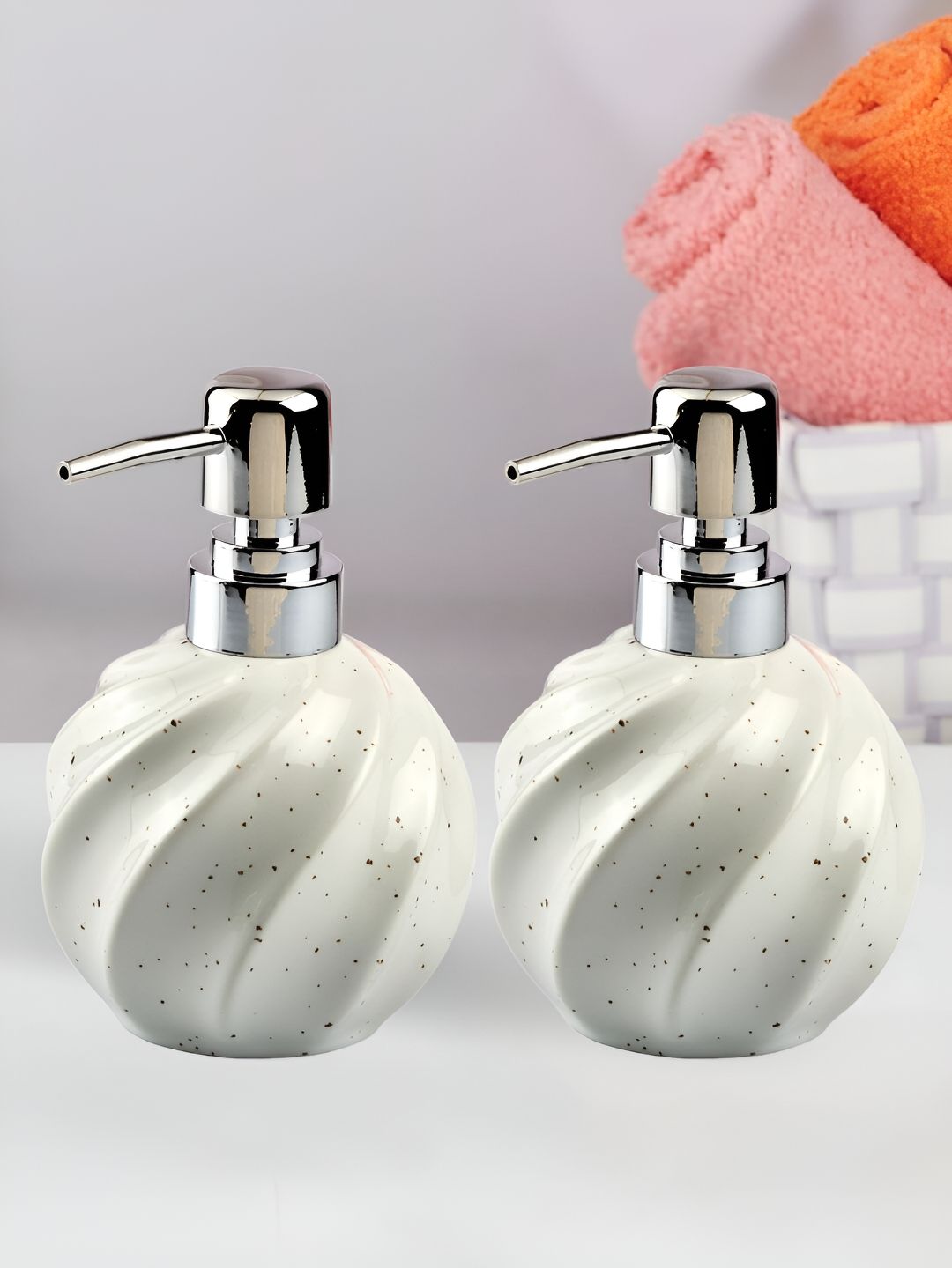 Kookee White 2 Pieces Textured Ceramic Soap Dispensers 250 ml Each