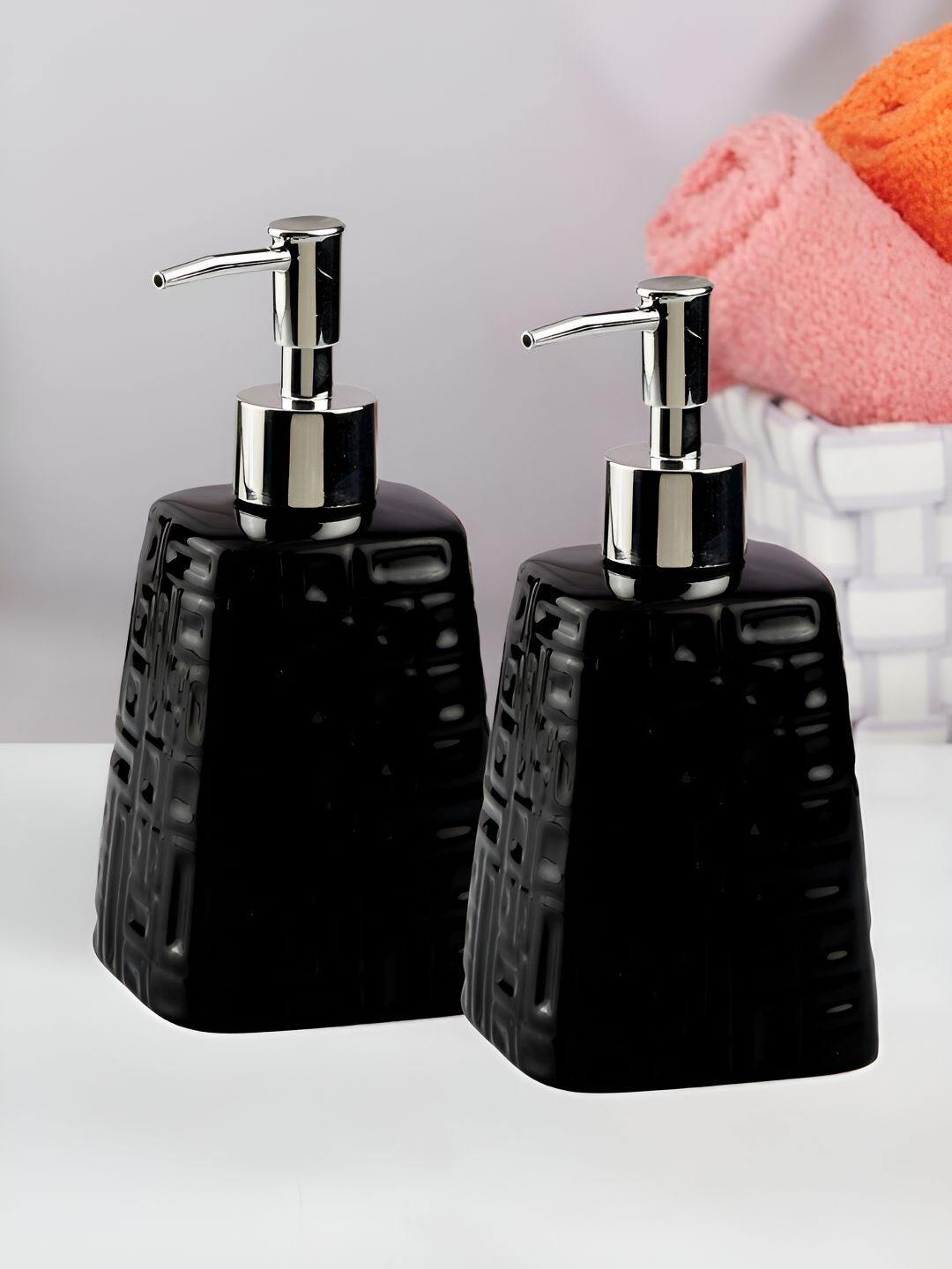 Kookee Black 2 Pieces Soap Dispenser